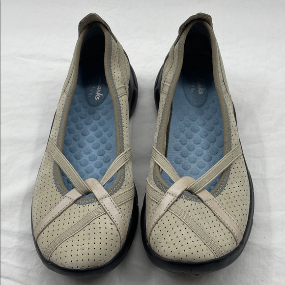 NEW! Clark’s Privo P-Berry Perforated Leather Loafers. 5M. - Picture 4 of 11